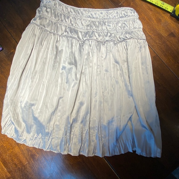 Vintage Sundance Dove Gray Silky A-line Skirt Size 14 - Picture 9 of 12